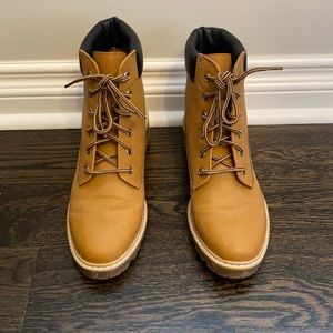 Mossimo Timberland boots
